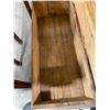 Image 2 : SAINT JOHN HARBOUR SALMON CRATE