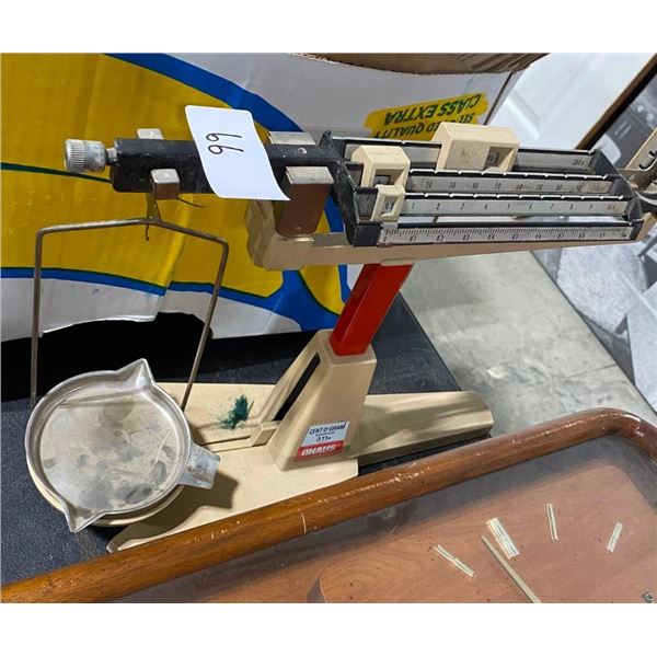 SET OF COUNTER SCALES