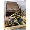 Image 1 : BOX LOT