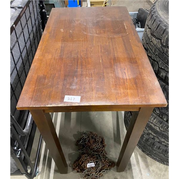 36X22X36 IN WOODEN TABLE