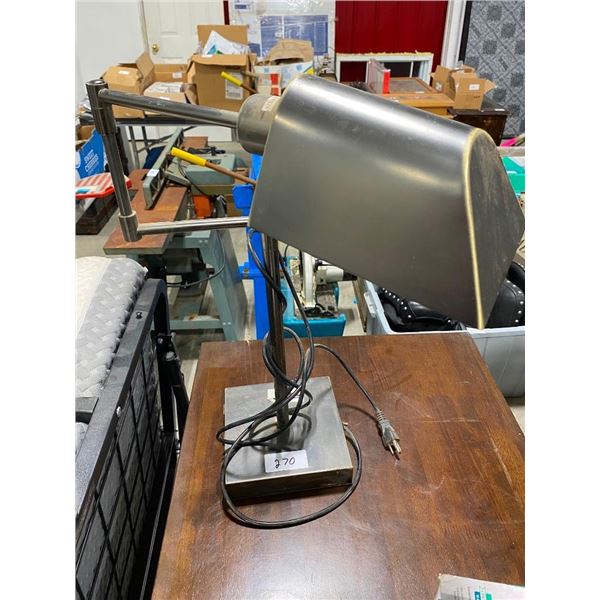 DESK LAMP