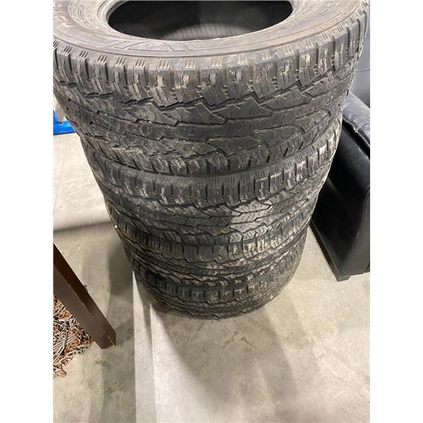 SET OF 4 OF 275/65R18 USED TIRES