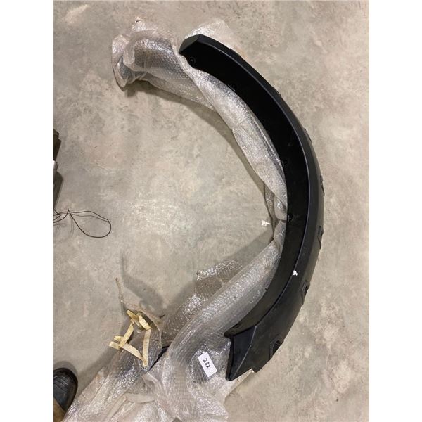 4 FENDER FLARES