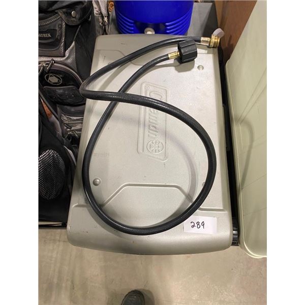 COLEMAN PROPANE GRILL