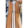 Image 1 : 2 CUTTING BOARDS