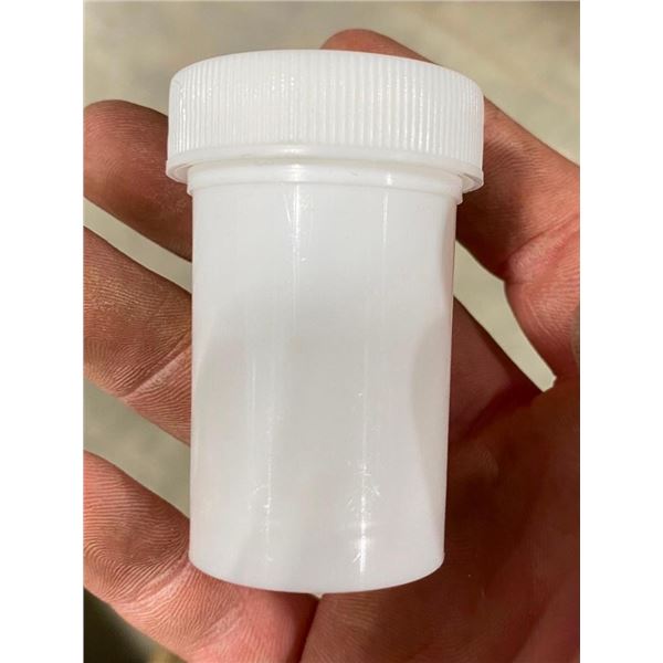 APPROX. 300 2OZ PLASTIC JARS WITH LIDS