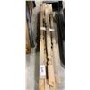 Image 1 : 14 USED BALLISTERS
