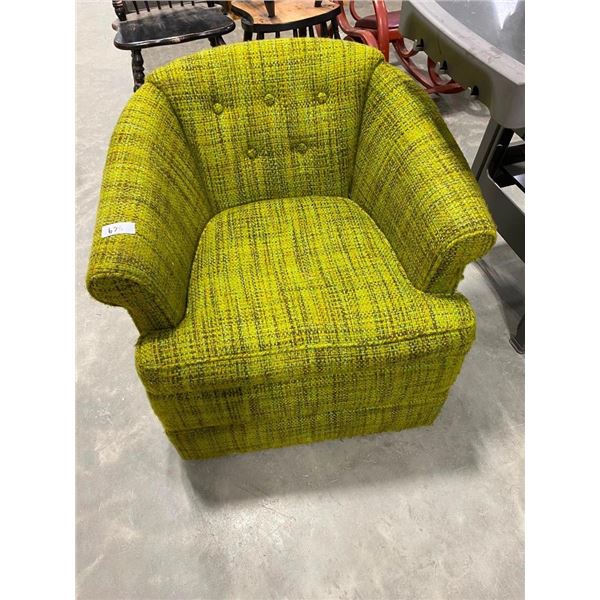 VINTAGE BARREL CHAIR