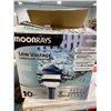 Image 1 : 10 LOW VOLTAGE YARD LIGHTS