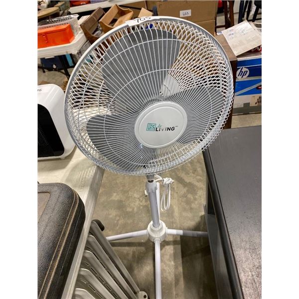 STANDING FAN