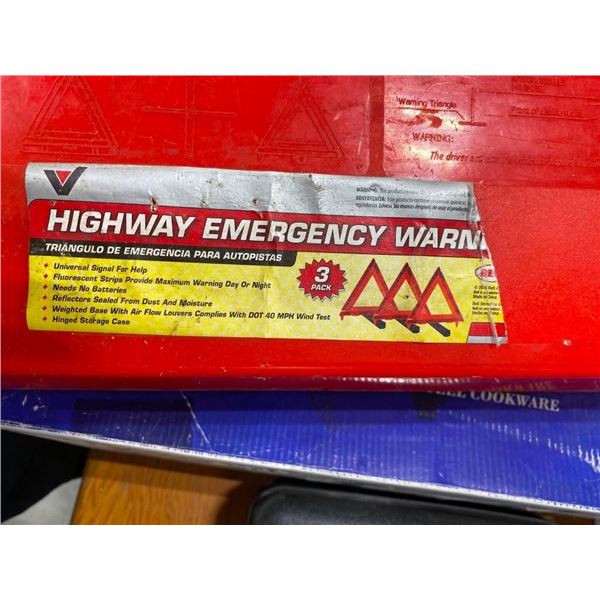 HIGHWAY TRIANGLE KIT