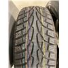 Image 1 : 205/65 R15 UNIROYAL TIRE