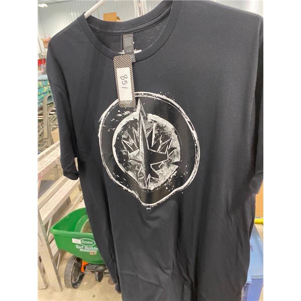 SIZE L WINNIPEG JETS SHIRT