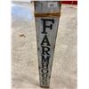 Image 1 : FARMHOUSE SIGN