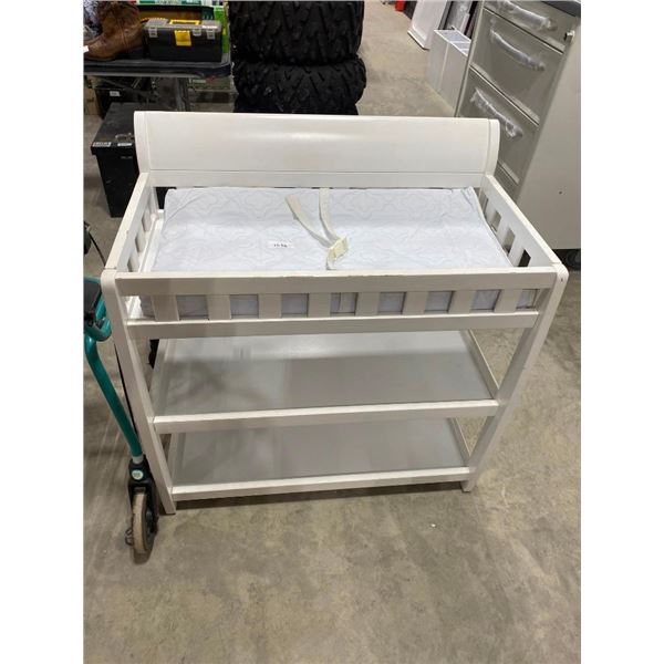 35IN BABY CHANGING STATION