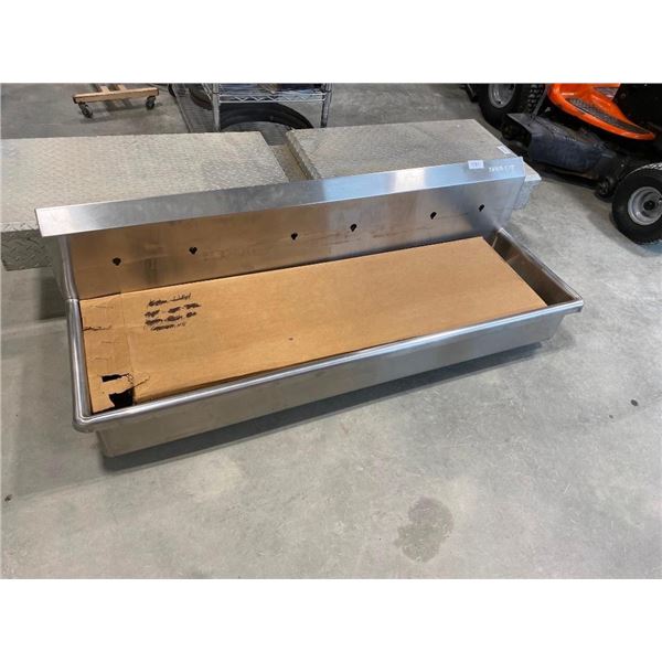 5FT X 20 IN 3 FAUCET WASH STATION WITH LEGS - HAS FEW SCUFFS