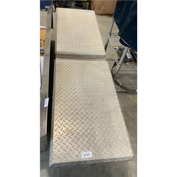62IN ALUMINUM CHECKER-PLATE TRUCK BOX WITH POP UP SIDES