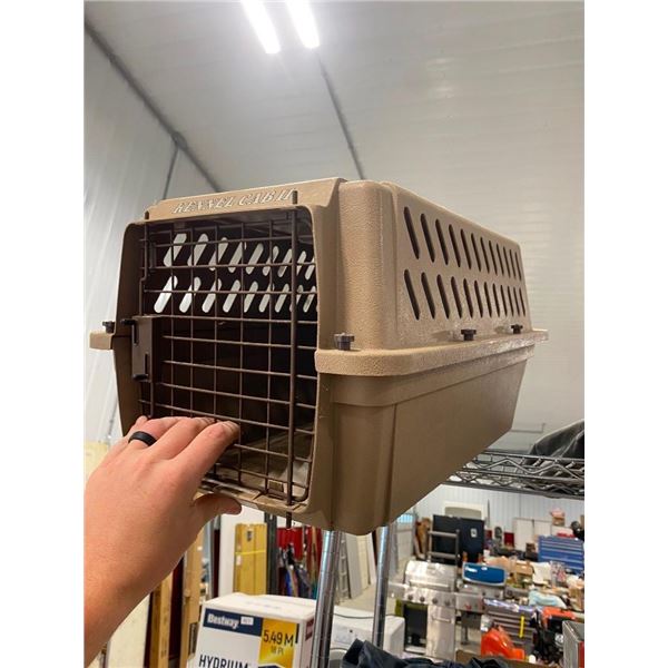 SMALL PET CRATE