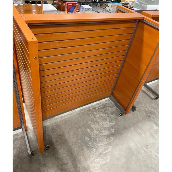 53X55IN ROLLING CLOTHES RACK / SHELF