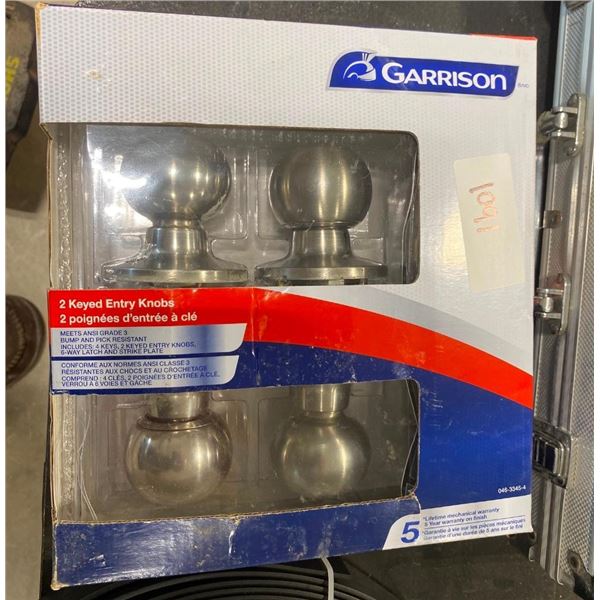 2PC INTERIOR DOOR HANDLE SET
