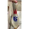 Image 1 : APPROX. 10 BOWLING PINS