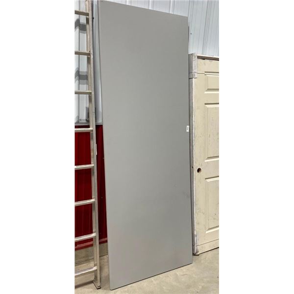 3X8FTX1.5IN TABLE TOP - HAS COUPLE SCUFFS AND SCRATCHES - HEAVY