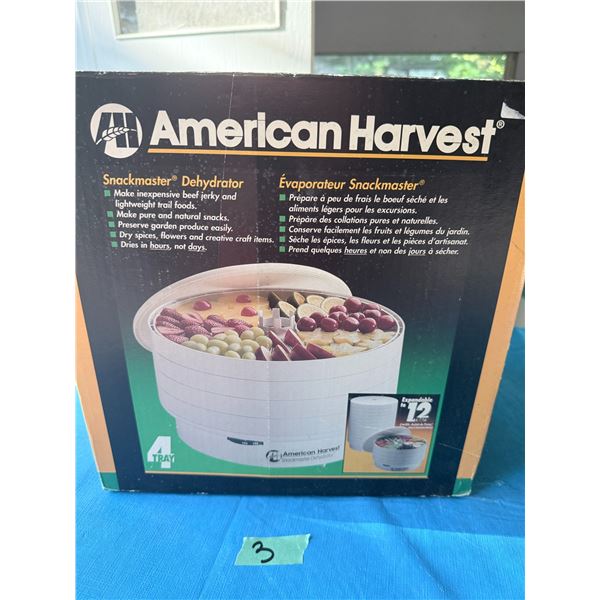AMERICAN HARVEST SNACKMASTER FOOD DEHYDRATOR BRAND NEW