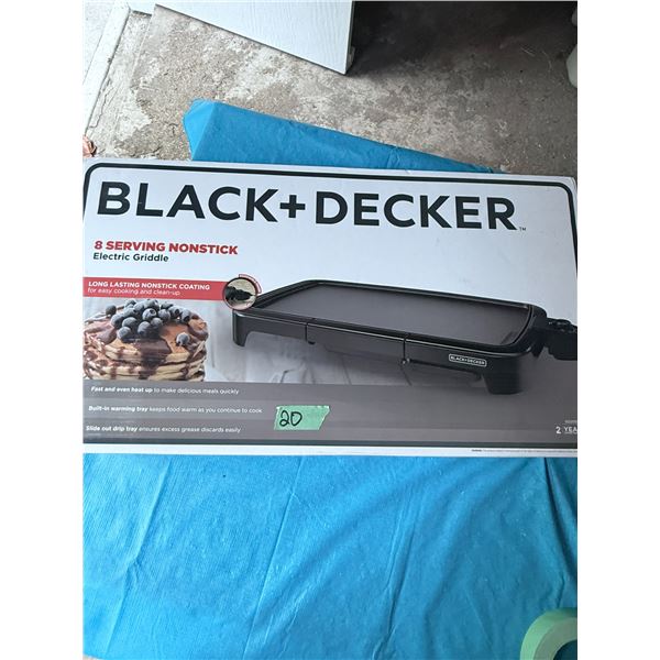 BLACK+DECKER 8-SERVING NONSTICK ELECTRIC GRIDDLE BRAND NEW