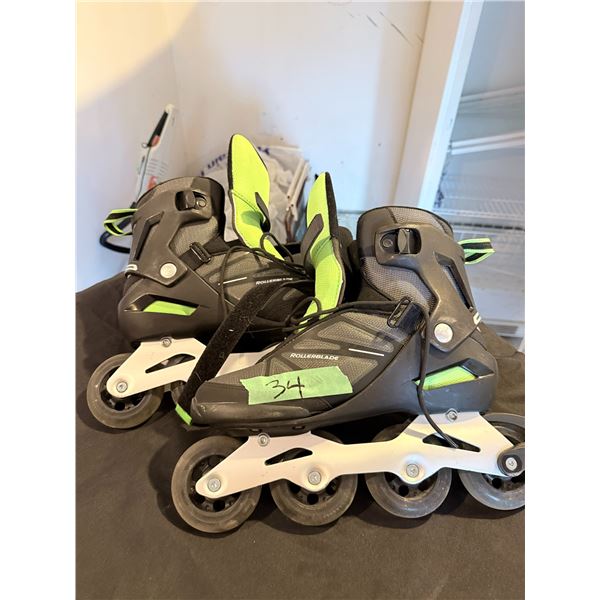 PAIR OF ROLLERBLADE INLINE SKATES SIZE EU 43 BRAND NEW/ NO BOX