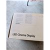 Image 2 : APPLE 24-INCH LED CINEMA DISPLAY