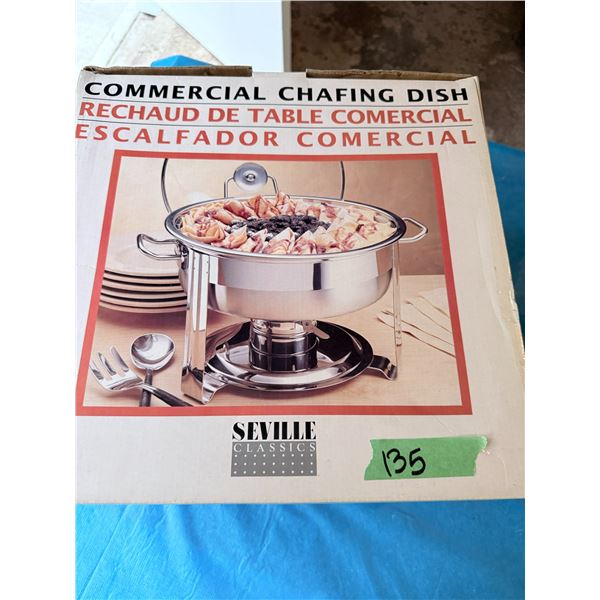 STAINLESS STEEL CHAFING DISH 4 QUART WITH LID