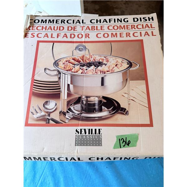 STAINLESS STEEL CHAFING DISH 4 QUART WITH LID