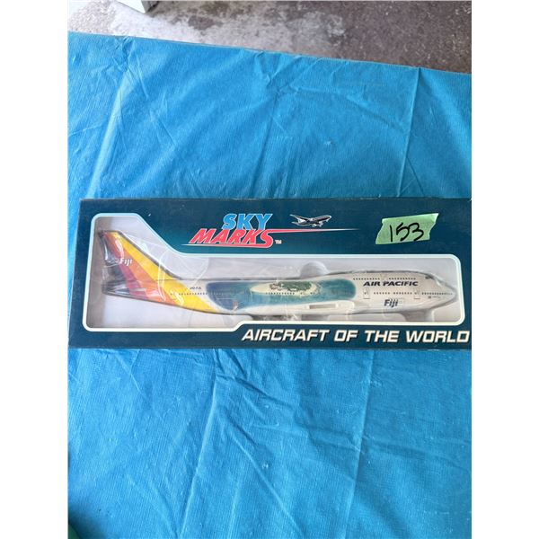 SKYMARKS AIR PACIFIC FIJI DIECAST MODEL AIRPLANE