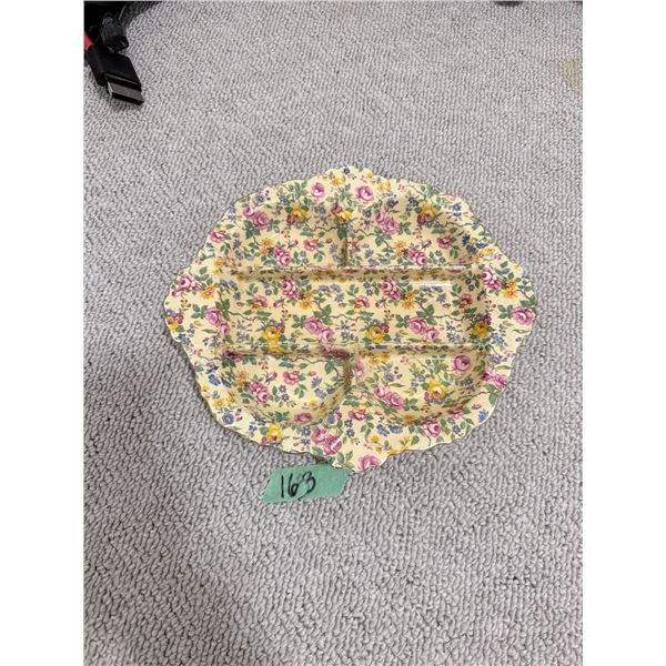 ROYAL WINTON DECORATIVE FLORAL TRAY WITH SCALLOPED EDGE