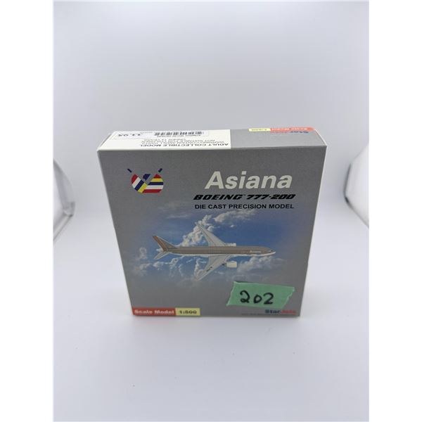 STARJETS ASIANA BOEING 777-200 1:500 DIECAST MODEL AIRPLANE