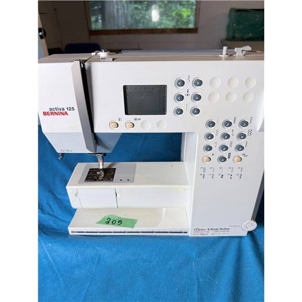 BERNINA ACTIVA 125 SEWING MACHINE
