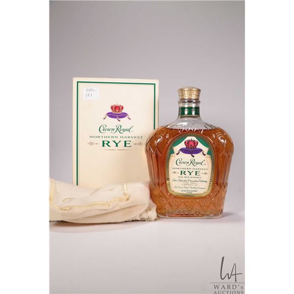 Crown Royal/ Northern Harvest/ Rye Whisky/ Fine Blended Candian Whisky/ 750ml/ 45% ABV