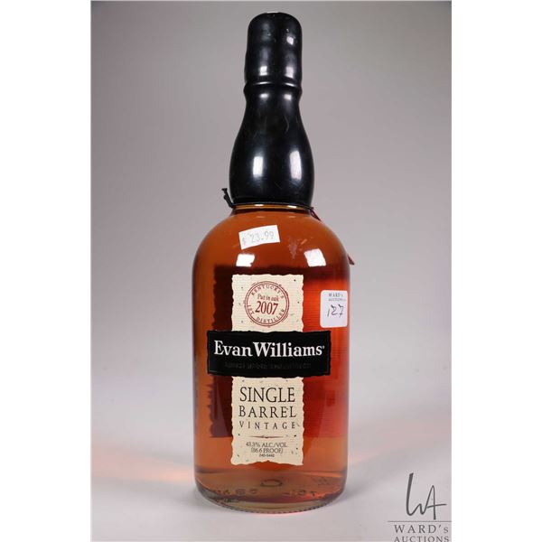 Evan Williams/ 2007 / Single Barrel/ Kentucky Straight Bourbon Whiskey/ 750ml/ 43.3% ABV