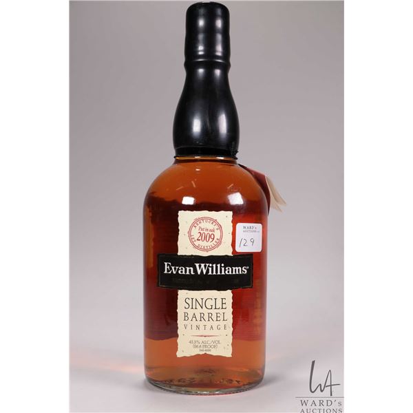Evan Williams/ 2009 / Single Barrel/ Kentucky Straight Bourbon Whiskey/ 750ml/ 43.3% ABV