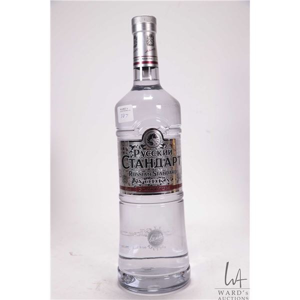 St. Petersburg/ Russian Standard/ Vodka/ 1L/ 40%ABV  Note: Alcohol cannot be insured by any courier 