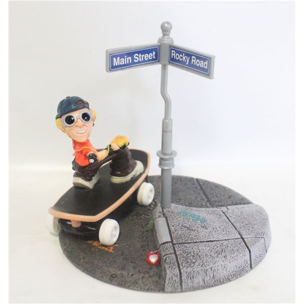 1999 TECH DECK RADICAL SKATER W/STREET SIGN