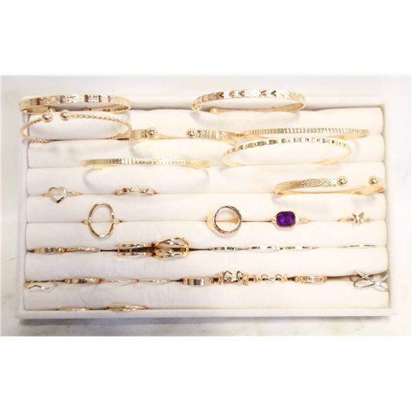 JEWELRY ORGANIZER TRAY WITH RINGS AND BANGLES