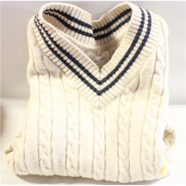 VINTAGE ALL WOOL CRICKET SWEATER
