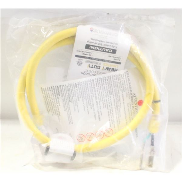 NEW- 3FT OUTDOOR EXTENSION CORD