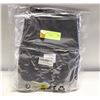Image 1 : NEW 3 PACK WORKOUT SHORTS LARGE.