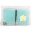 Image 1 : NEW- 2XL GREEN DOG COAT.