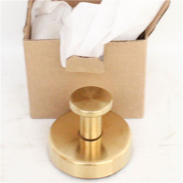 NEW- 2 GOLD SUCTION CUP HOOKS FOR SHOWER.