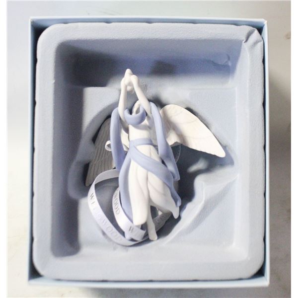 WEDGWOOD 2010 ANGEL W/STAR IN ORIGINAL BOX