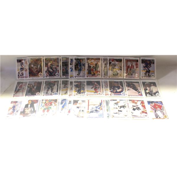 FLAT OF ASSORTED ESTATE HOCKEY CARDS