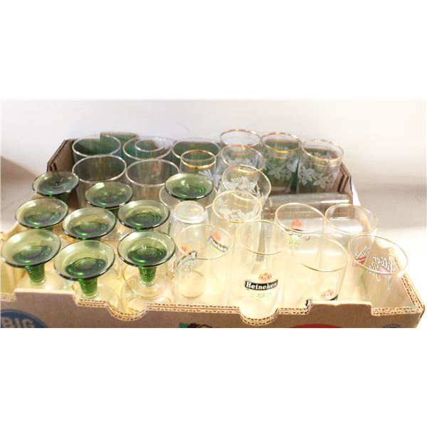 BOX OF GOLD RIMMED BEVERAGE GLASSES